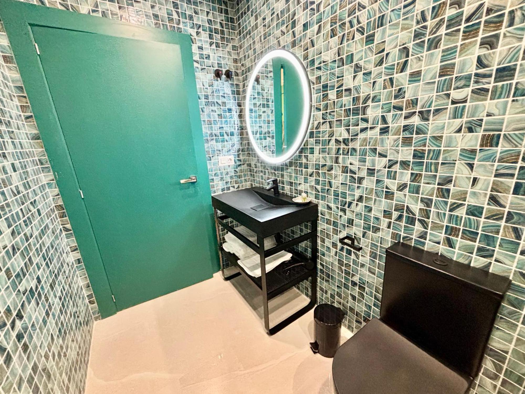 Gulliver Suites Valence Extérieur photo