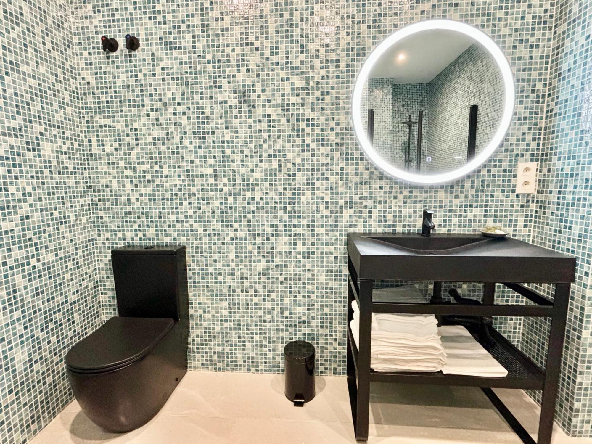 Gulliver Suites Valence Extérieur photo
