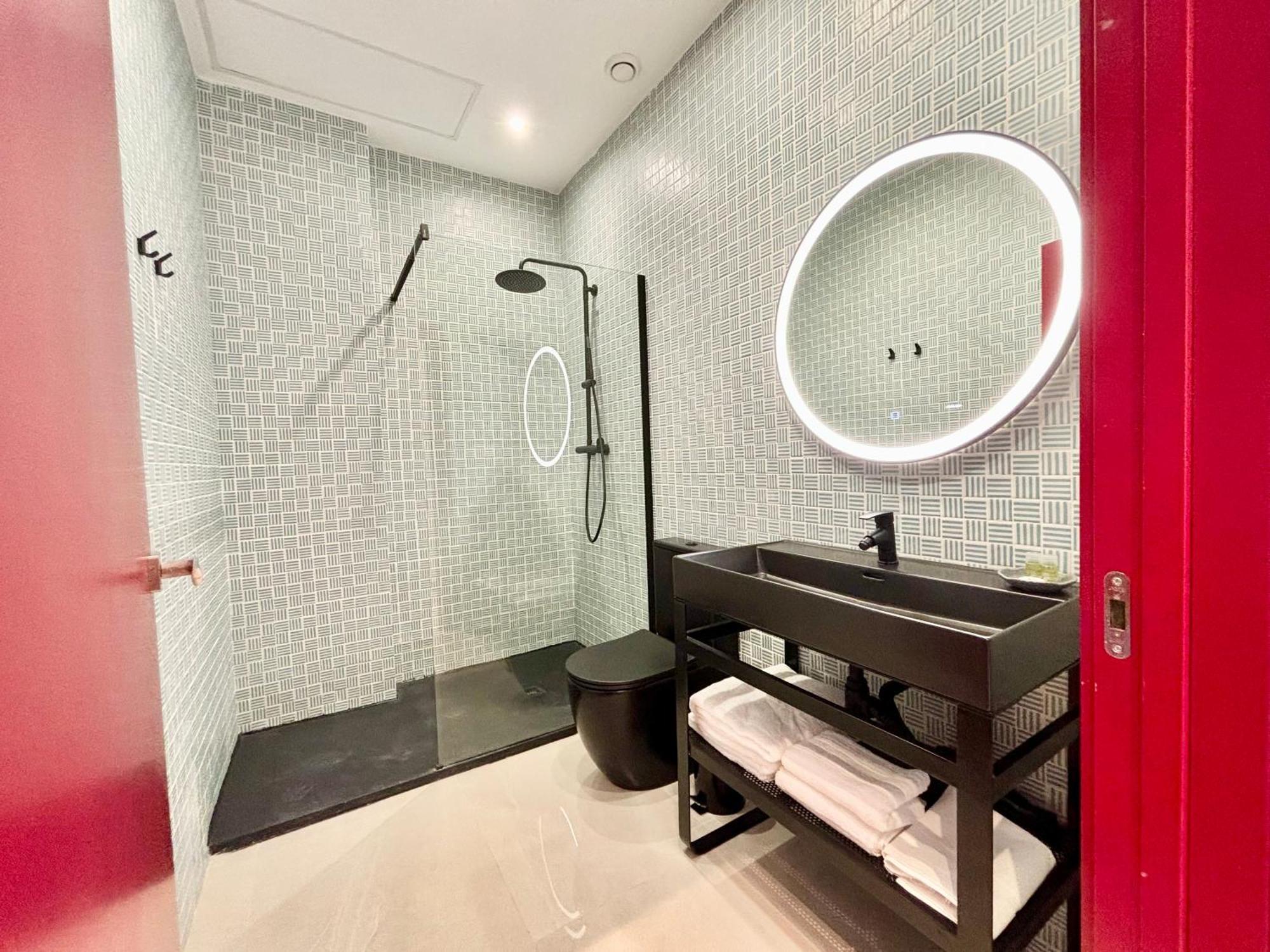 Gulliver Suites Valence Extérieur photo