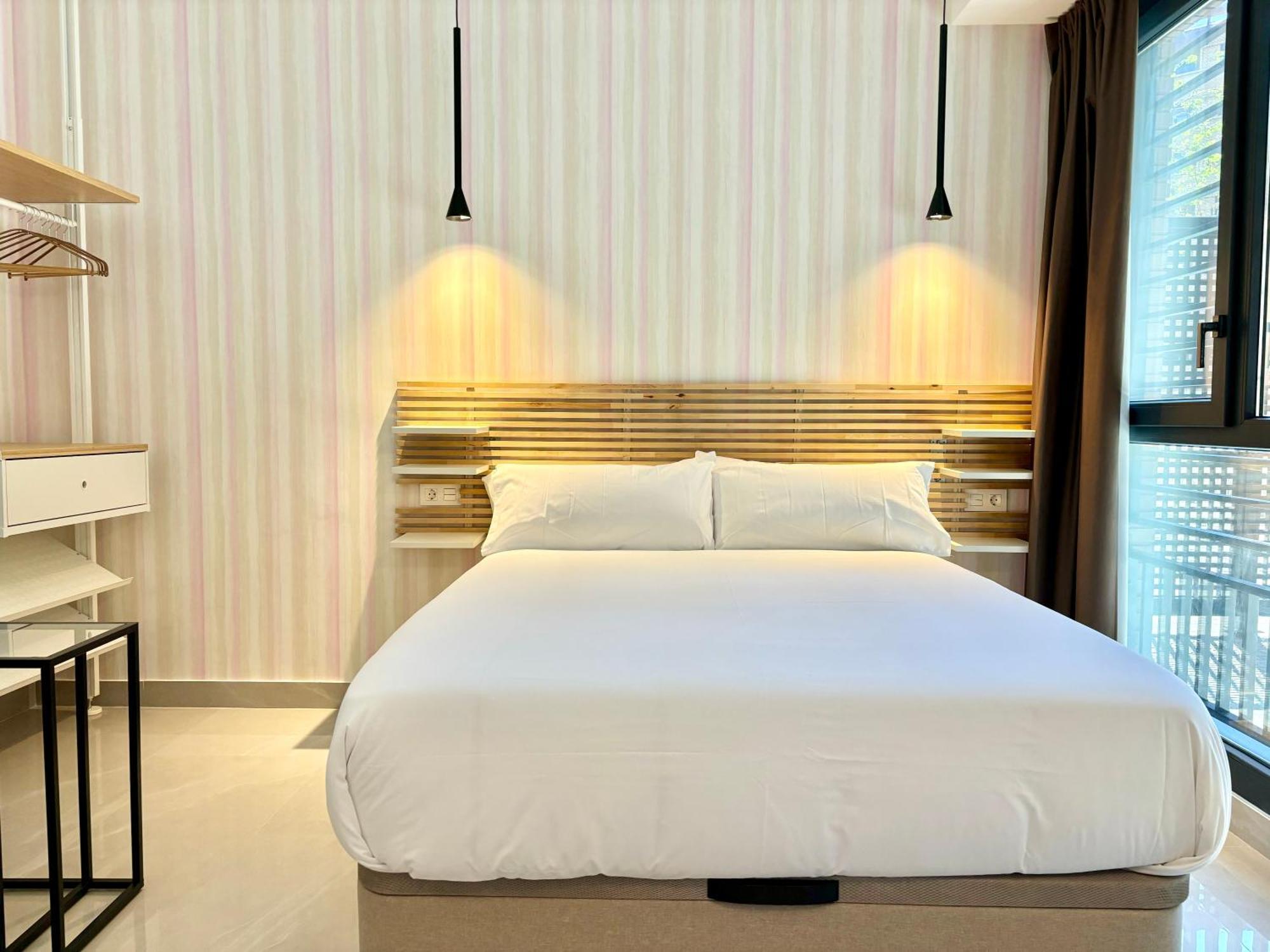 Gulliver Suites Valence Extérieur photo