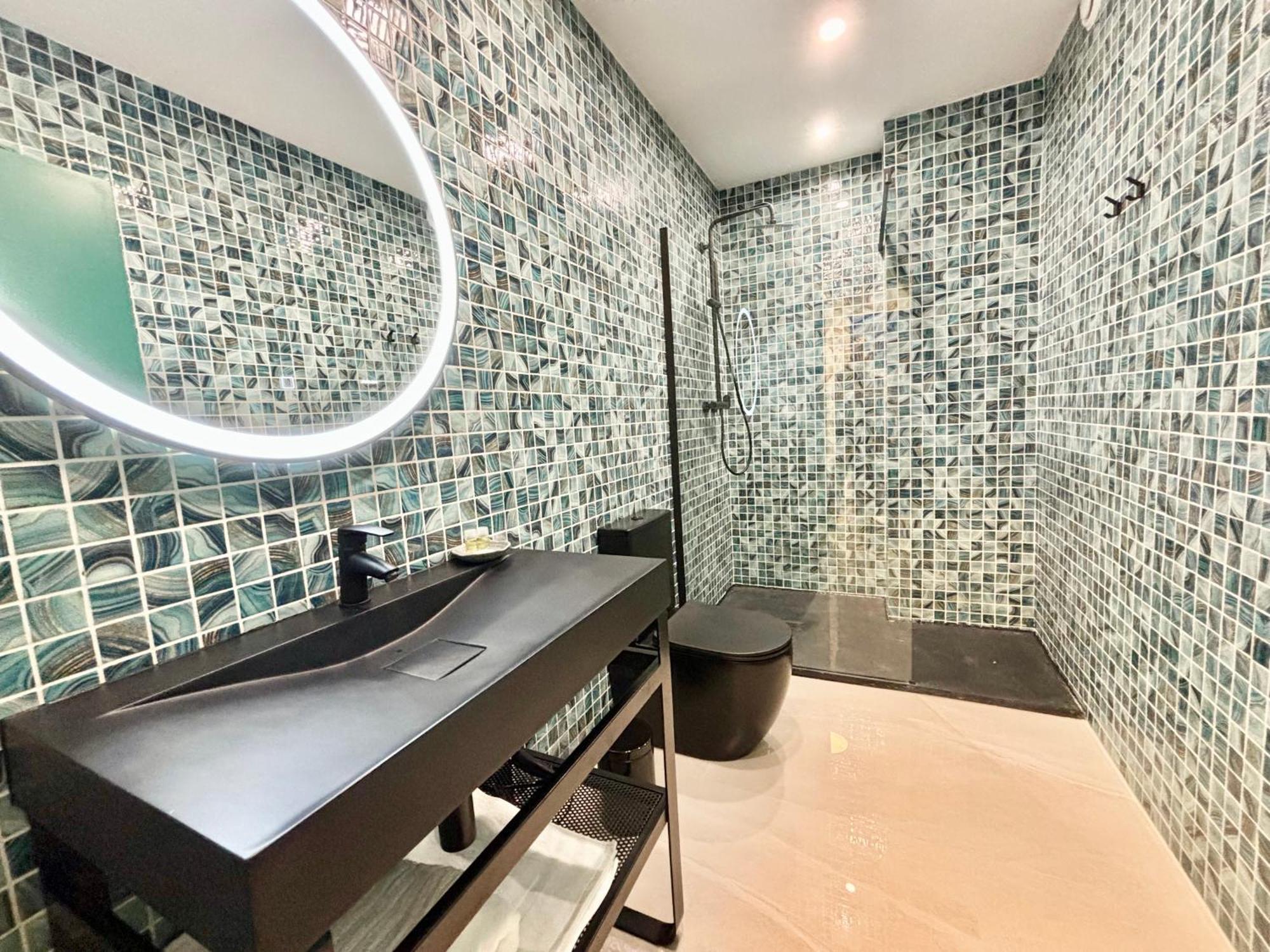 Gulliver Suites Valence Extérieur photo