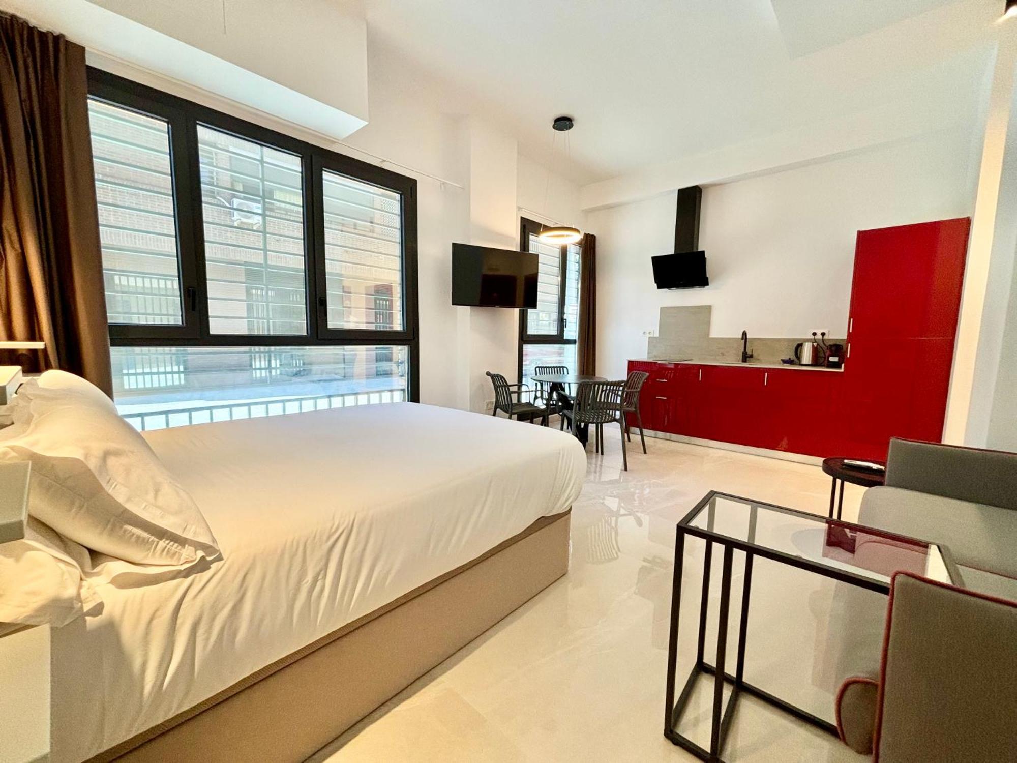 Gulliver Suites Valence Extérieur photo