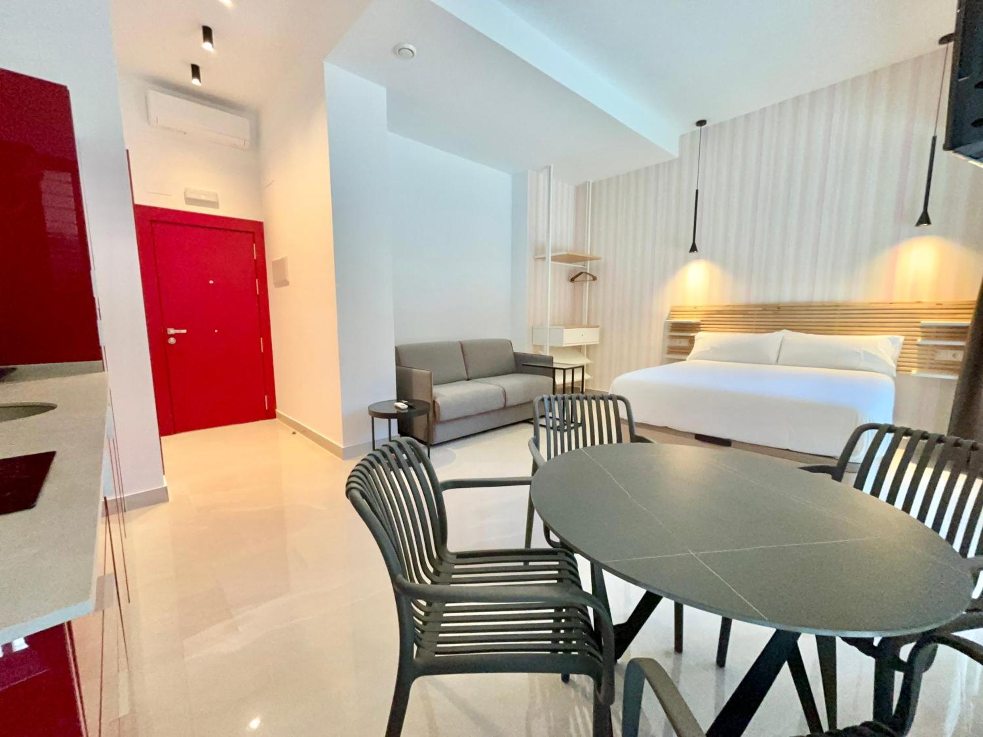 Gulliver Suites Valence Extérieur photo